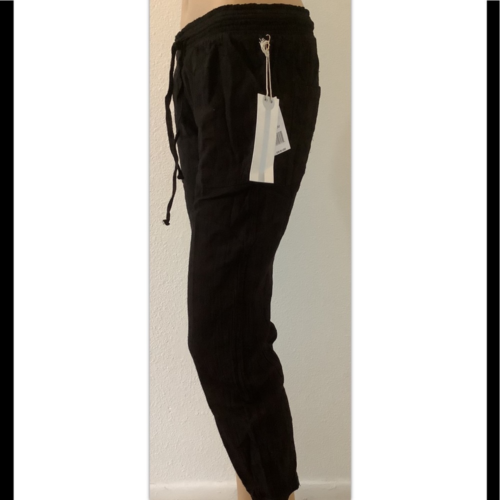 Lagaci summer beach crop pants Sz M or Large jr